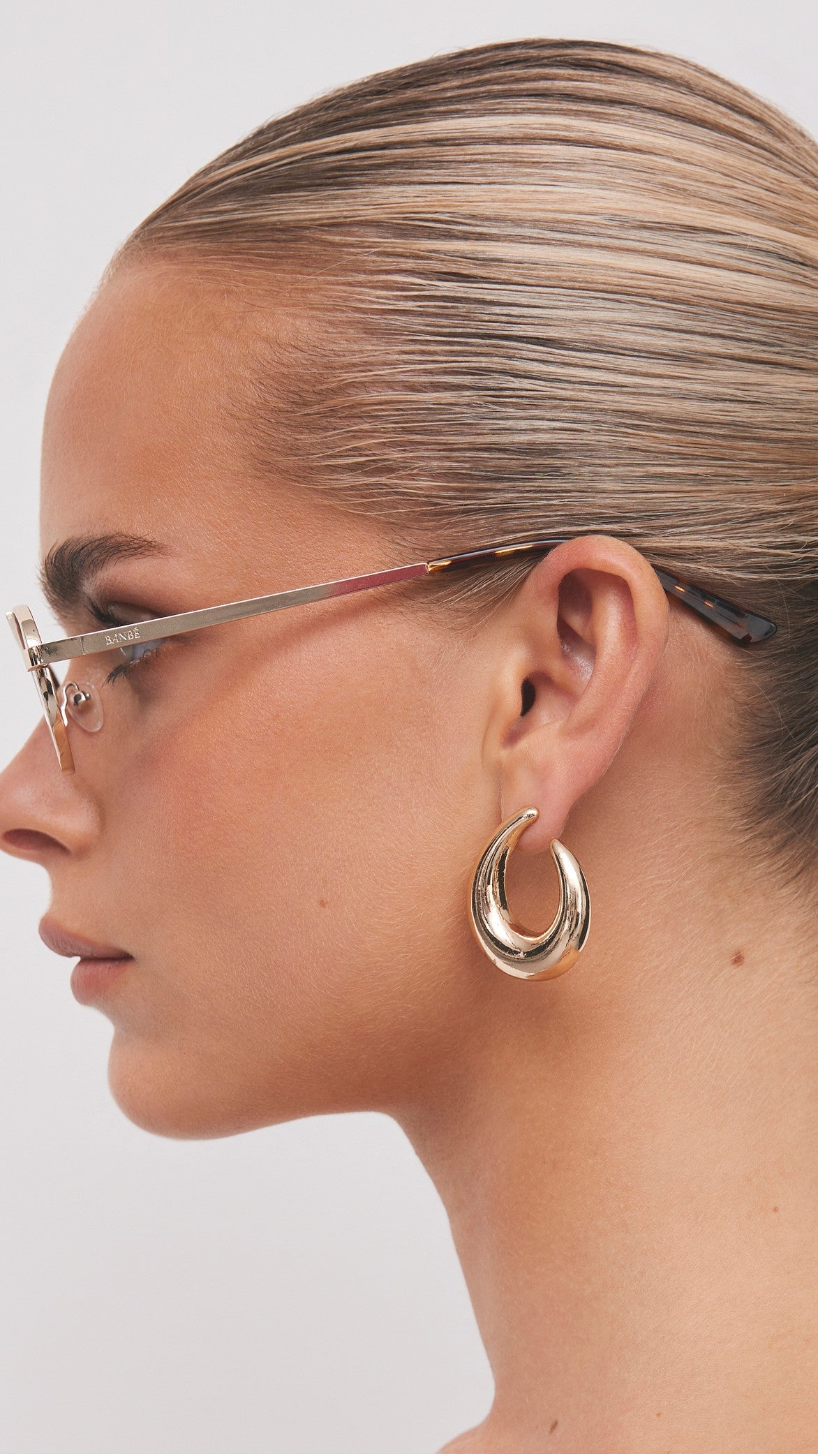 The Winnie Sunglasses - Gold / Smoke Fade - Billy J