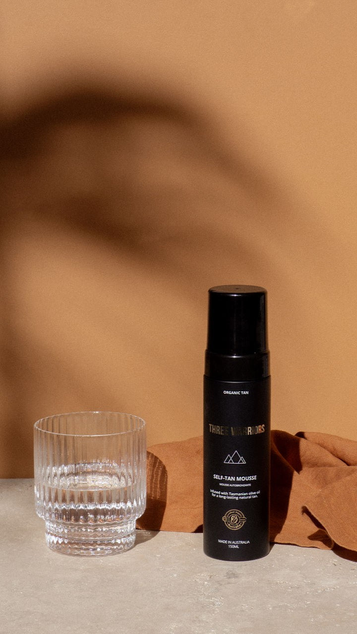 Three Warriors - Self Tanning Mousse - Billy J