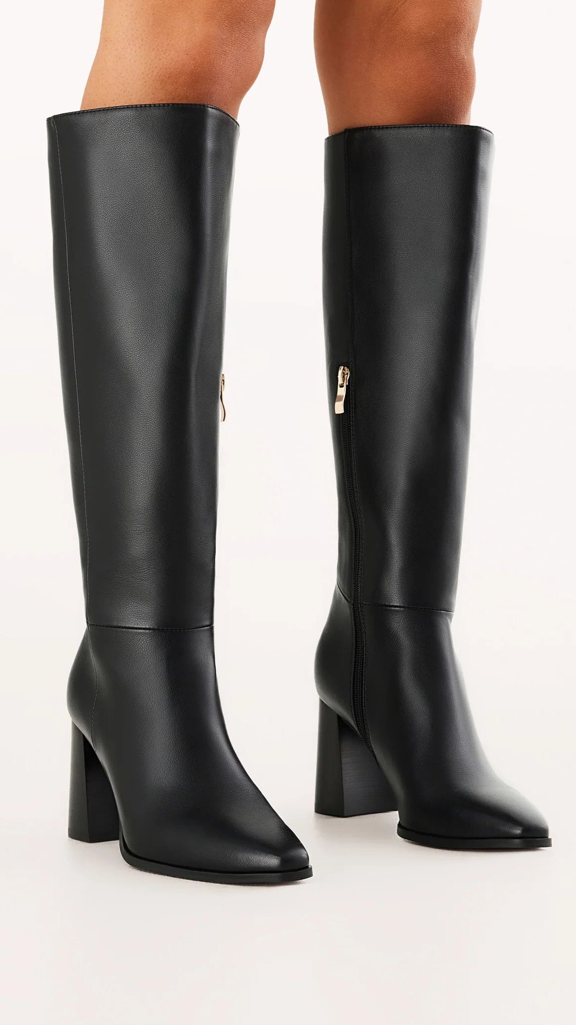Vallia Boots - Black - Billy J