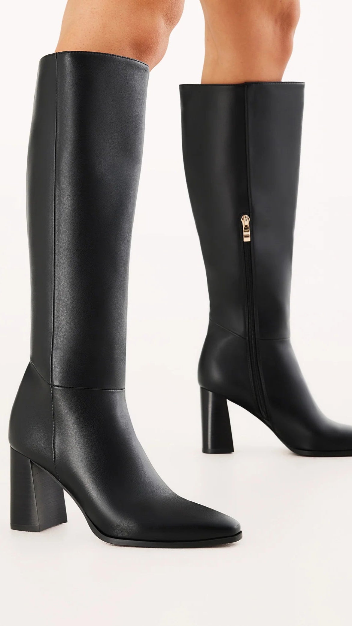 Vallia Boots - Black - Billy J