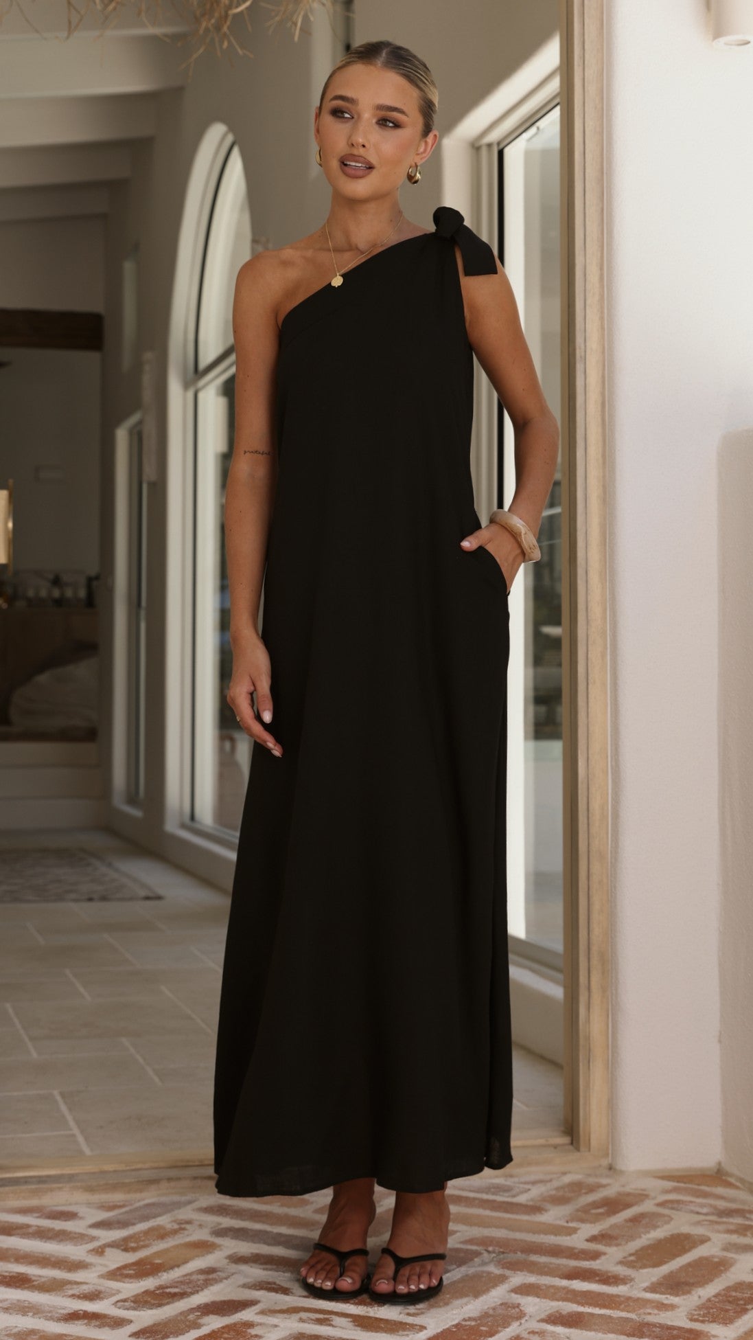 Hallie Maxi Dress - Black - Billy J