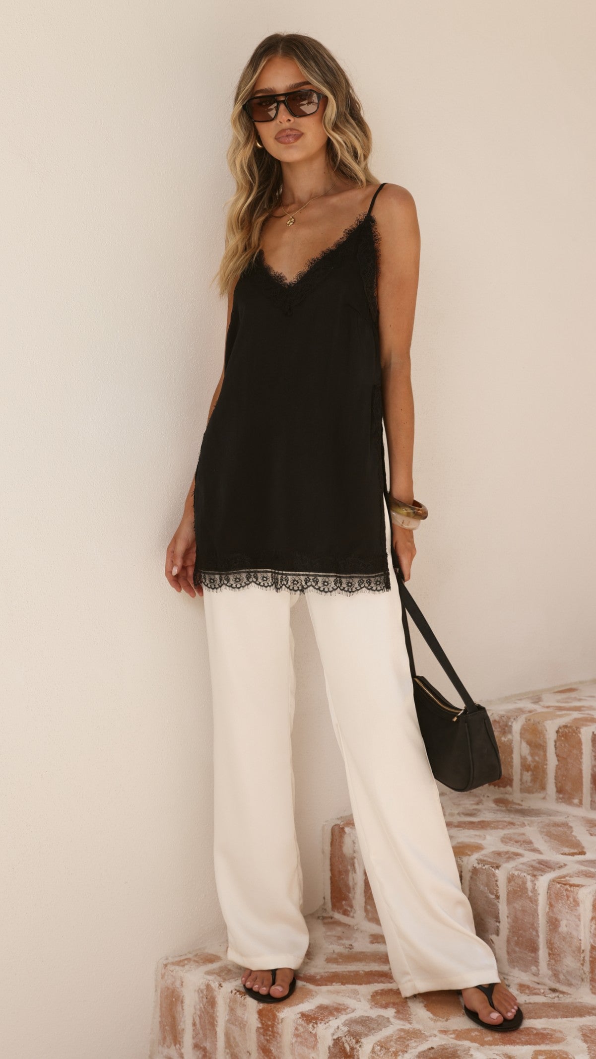 Maeve Top - Black - Billy J