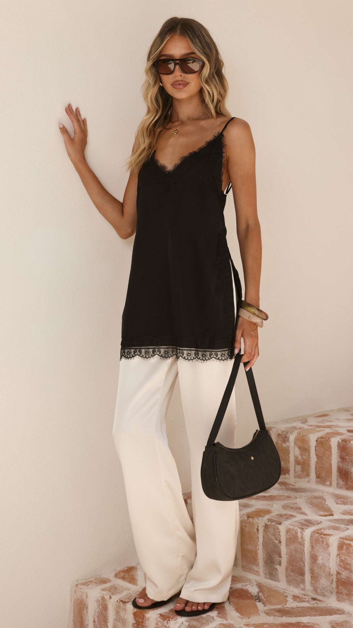 Maeve Top - Black - Billy J