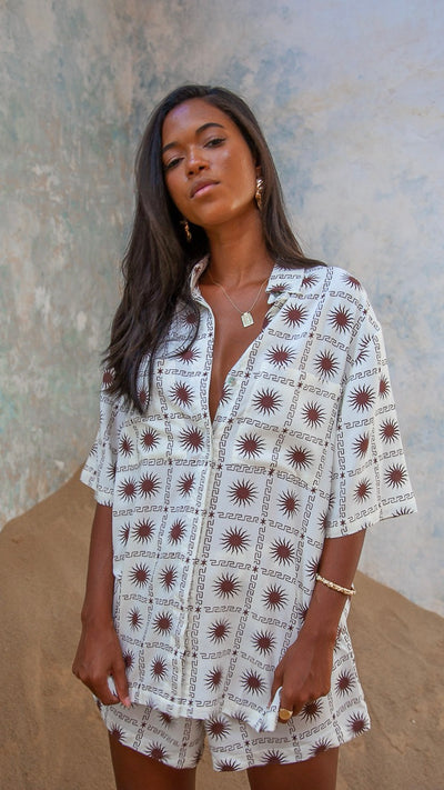 Load image into Gallery viewer, Tuscan Blouse - Brown Sun
