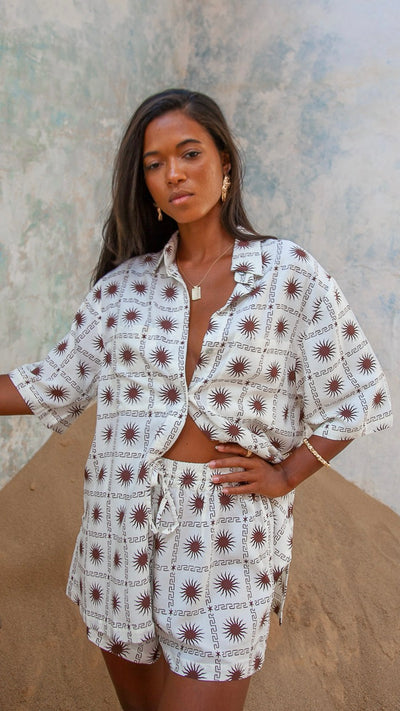 Load image into Gallery viewer, Tuscan Blouse - Brown Sun
