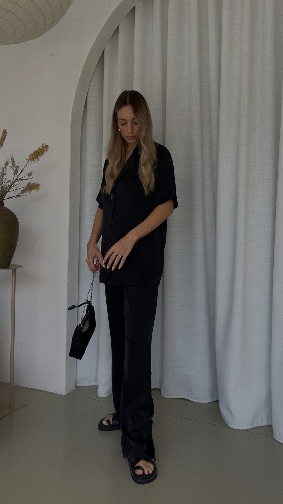 Imogen Button Pants - Black - Billy J