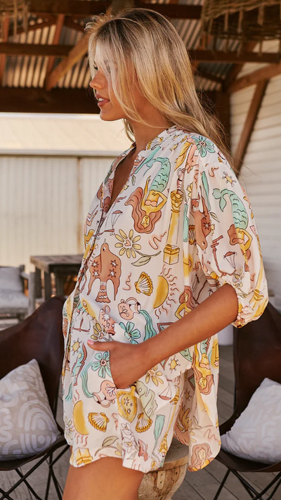 Load image into Gallery viewer, Gypsea Blouse - Fantasy Print
