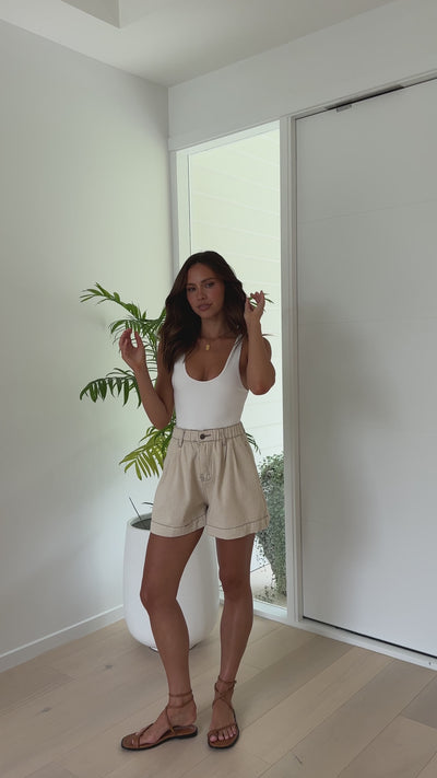 Load and play video in Gallery viewer, Raquel Denim Shorts - Cream
