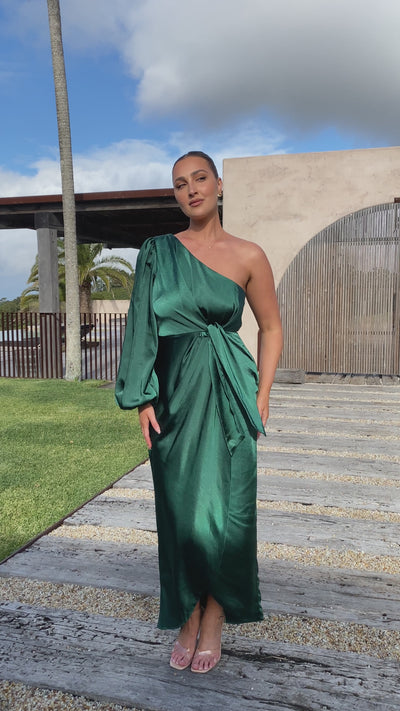 Load and play video in Gallery viewer, Heidi One Shoulder Maxi Dress - Emerald
