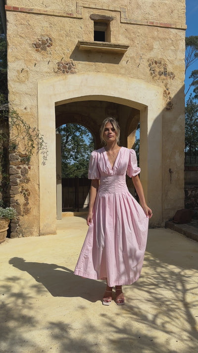 Load and play video in Gallery viewer, Laura Midi Dress - Pink
