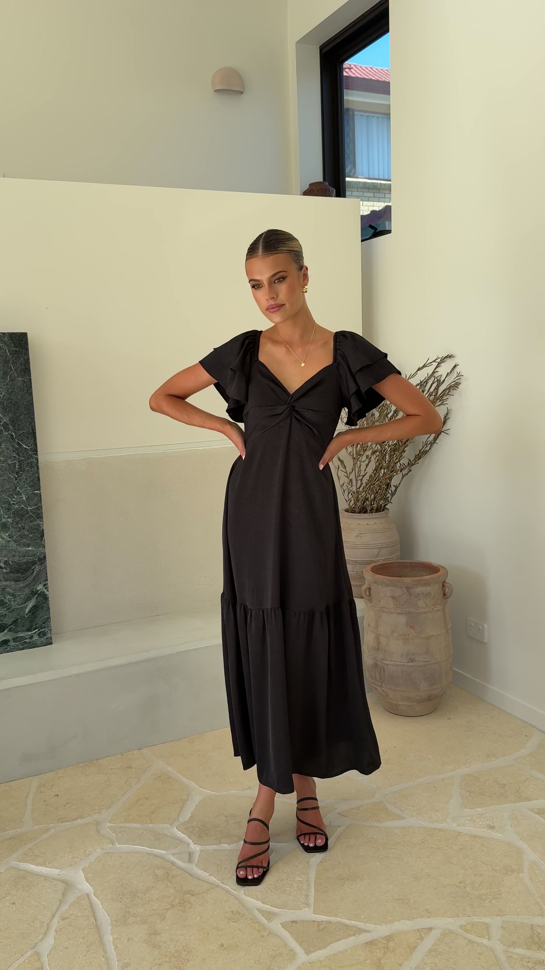 Averianna Maxi Dress - Black