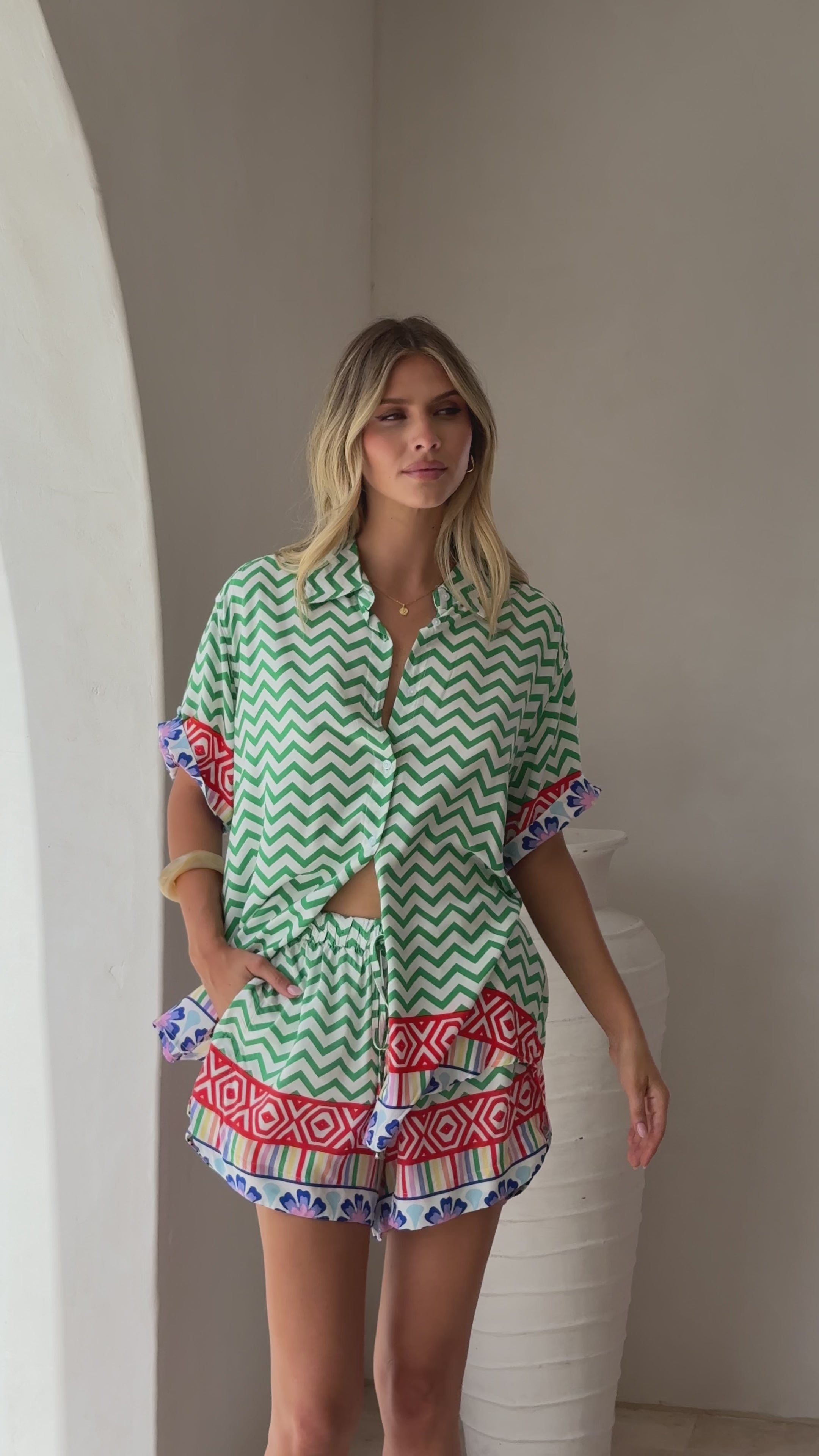 Load video: Charlie Shorts - Ziggy Print - Billy J