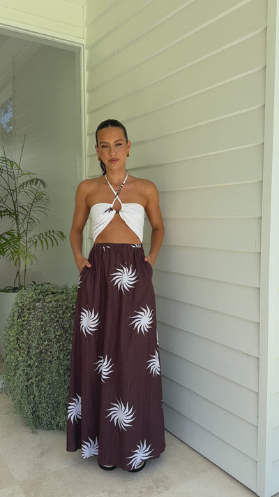 Load and play video in Gallery viewer, Zardia Maxi Dress - Choc Sun Print Mix
