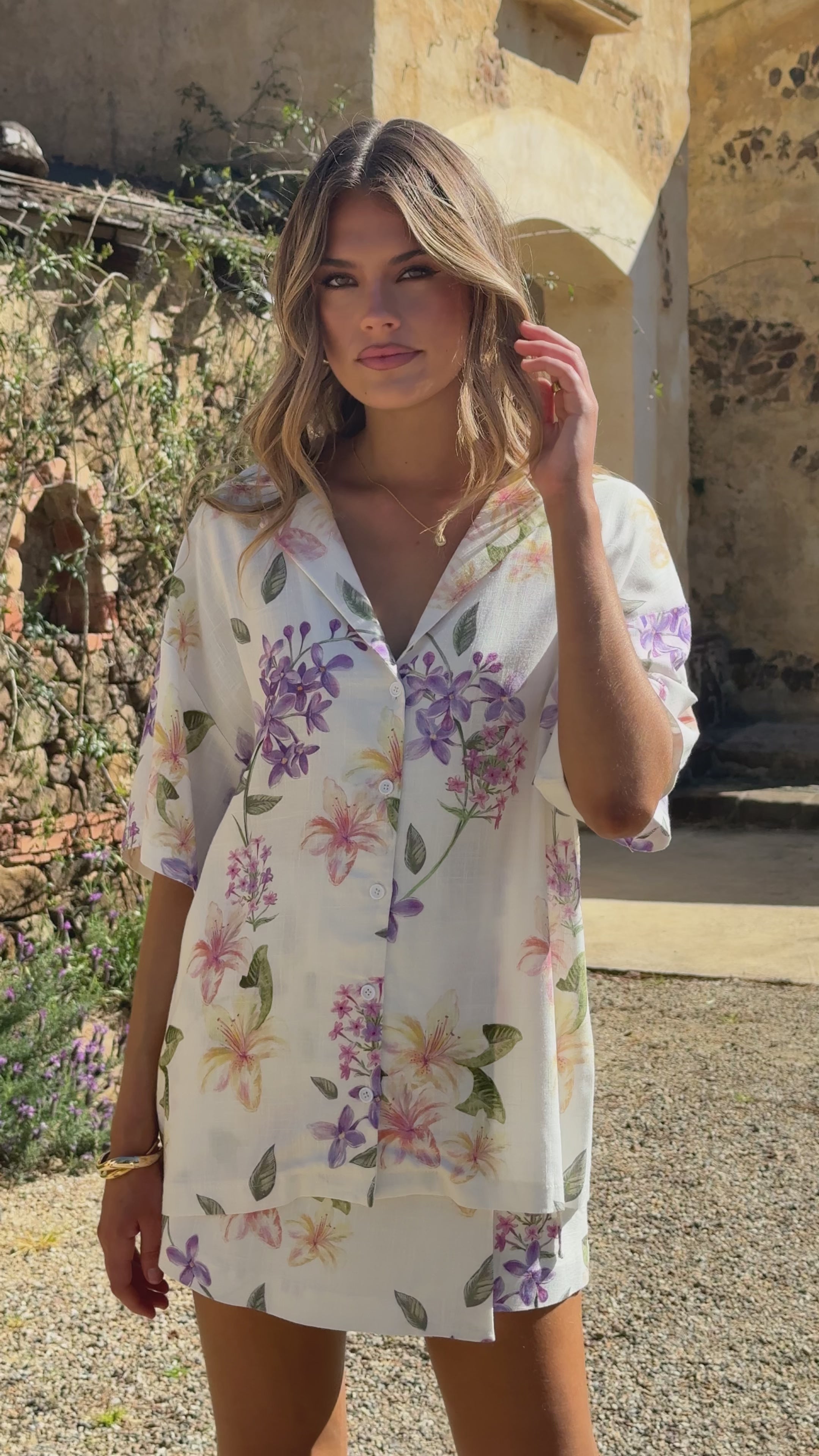 Load video: Abilene Button Up Shirt - Botanical Bloom - Billy J