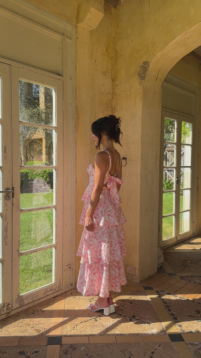 Load and play video in Gallery viewer, Page Maxi Dress - Peach Floral
