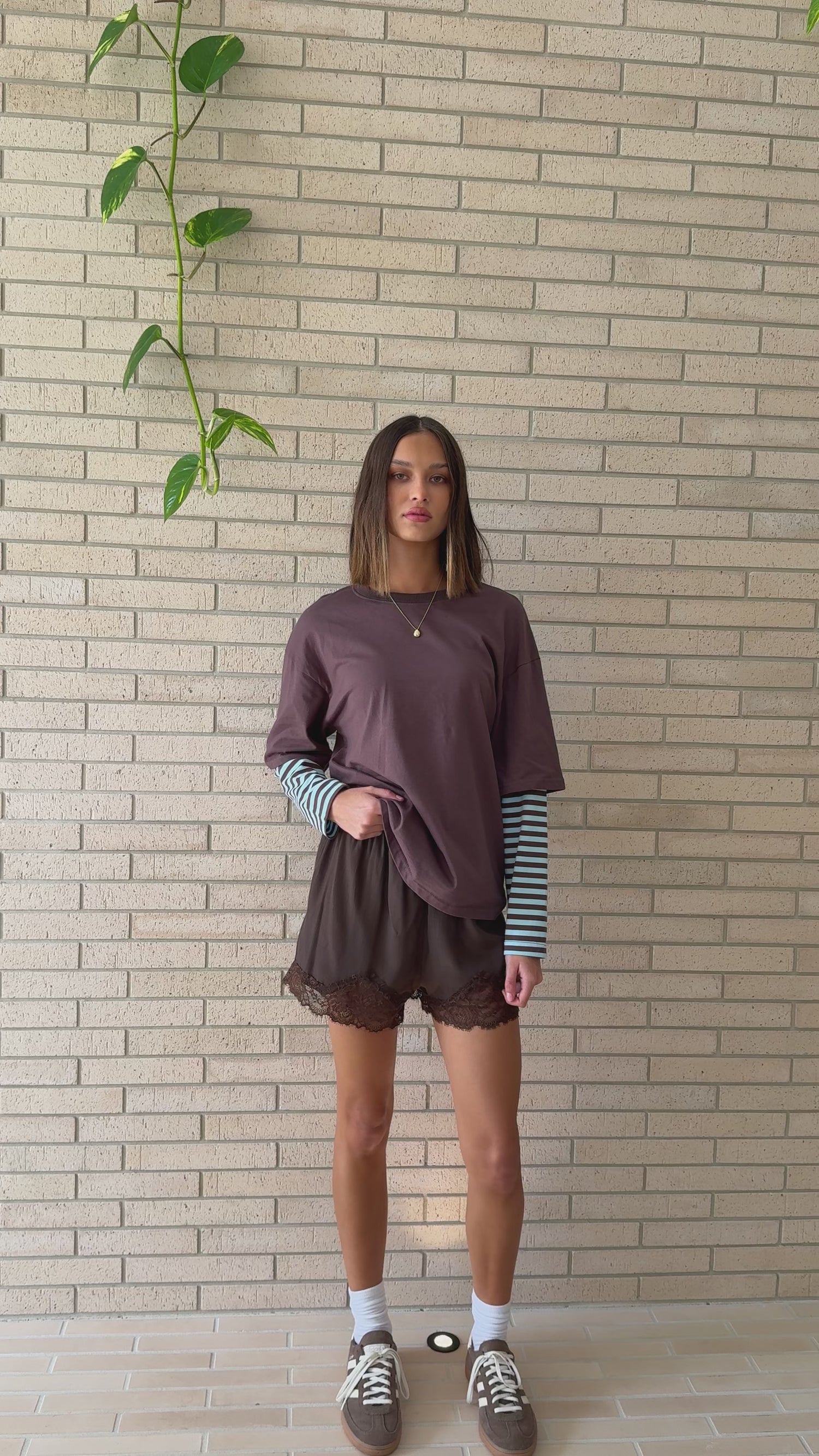 Noah Long Sleeve Top - Chocolate/Blue - Billy J