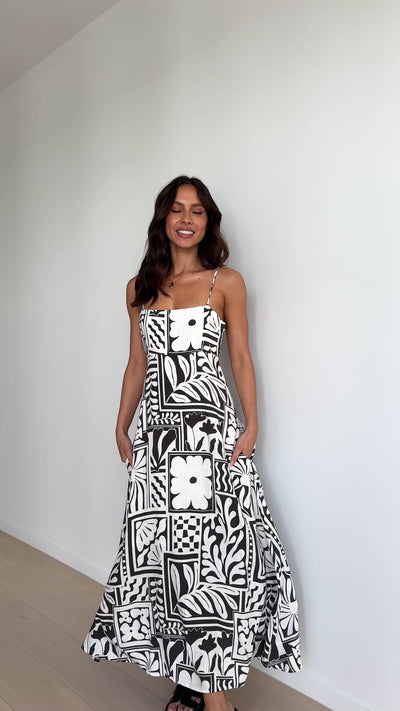 Load and play video in Gallery viewer, Dissy Maxi Dress - Laie Floral
