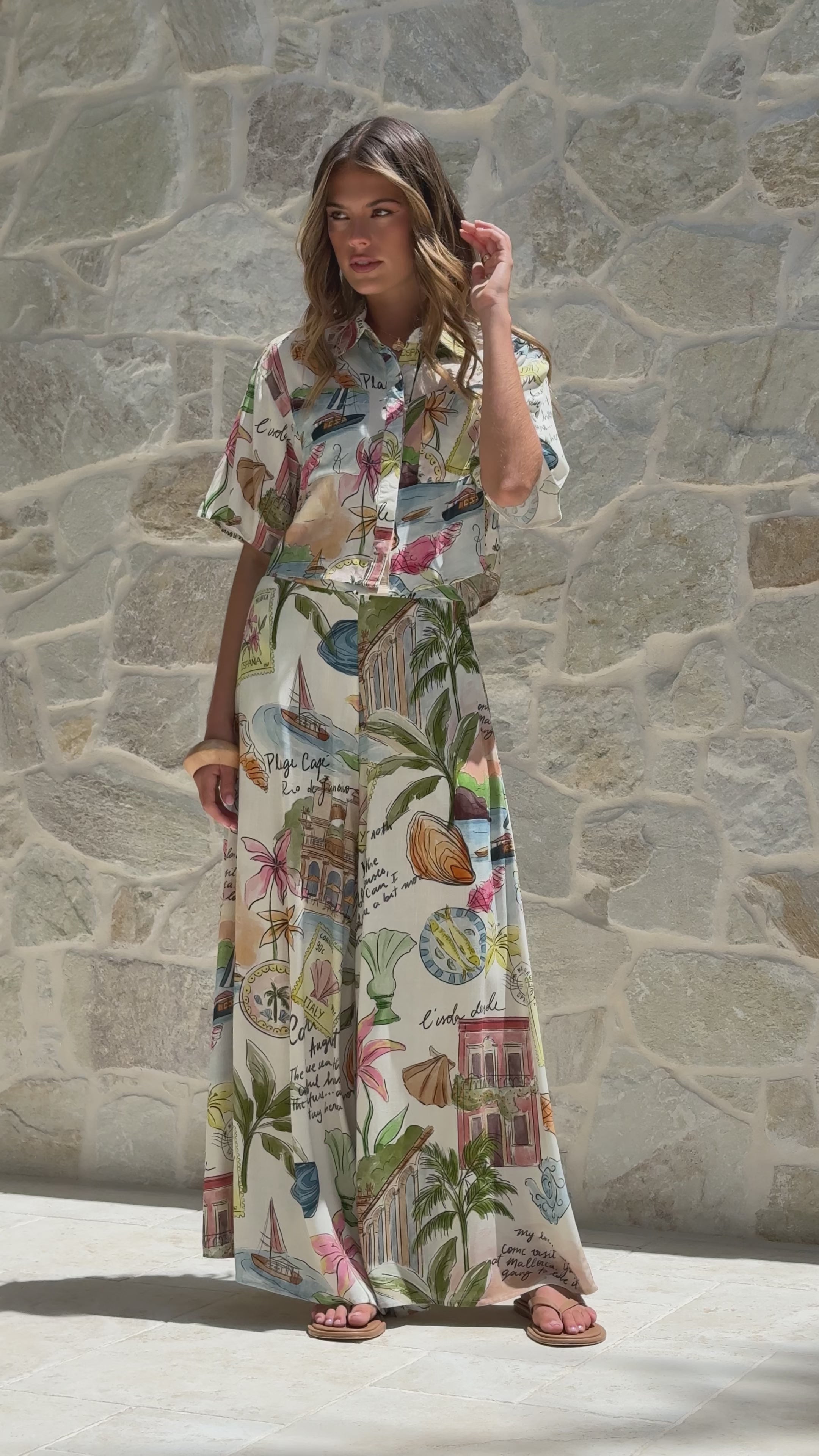 Load video: Carina Pants - Capri Print - Billy J