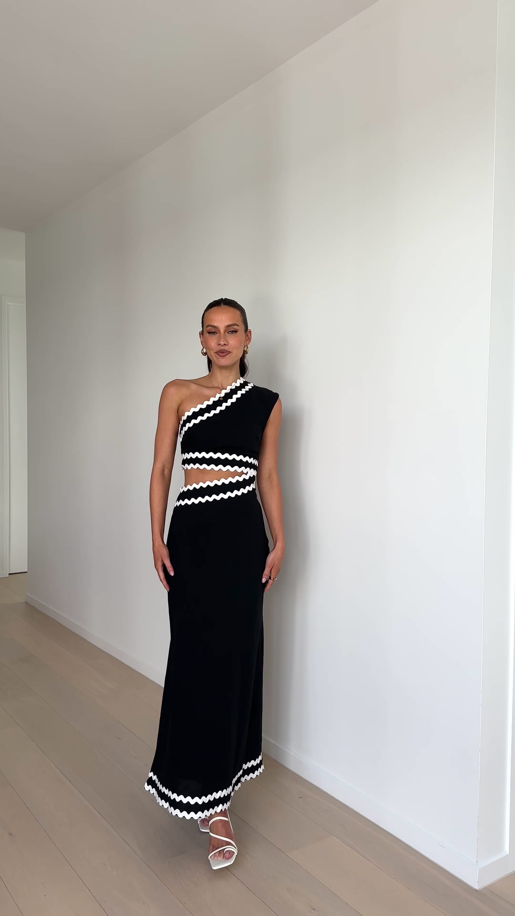 Rafiya One Shoulder Maxi Dress - Black / White