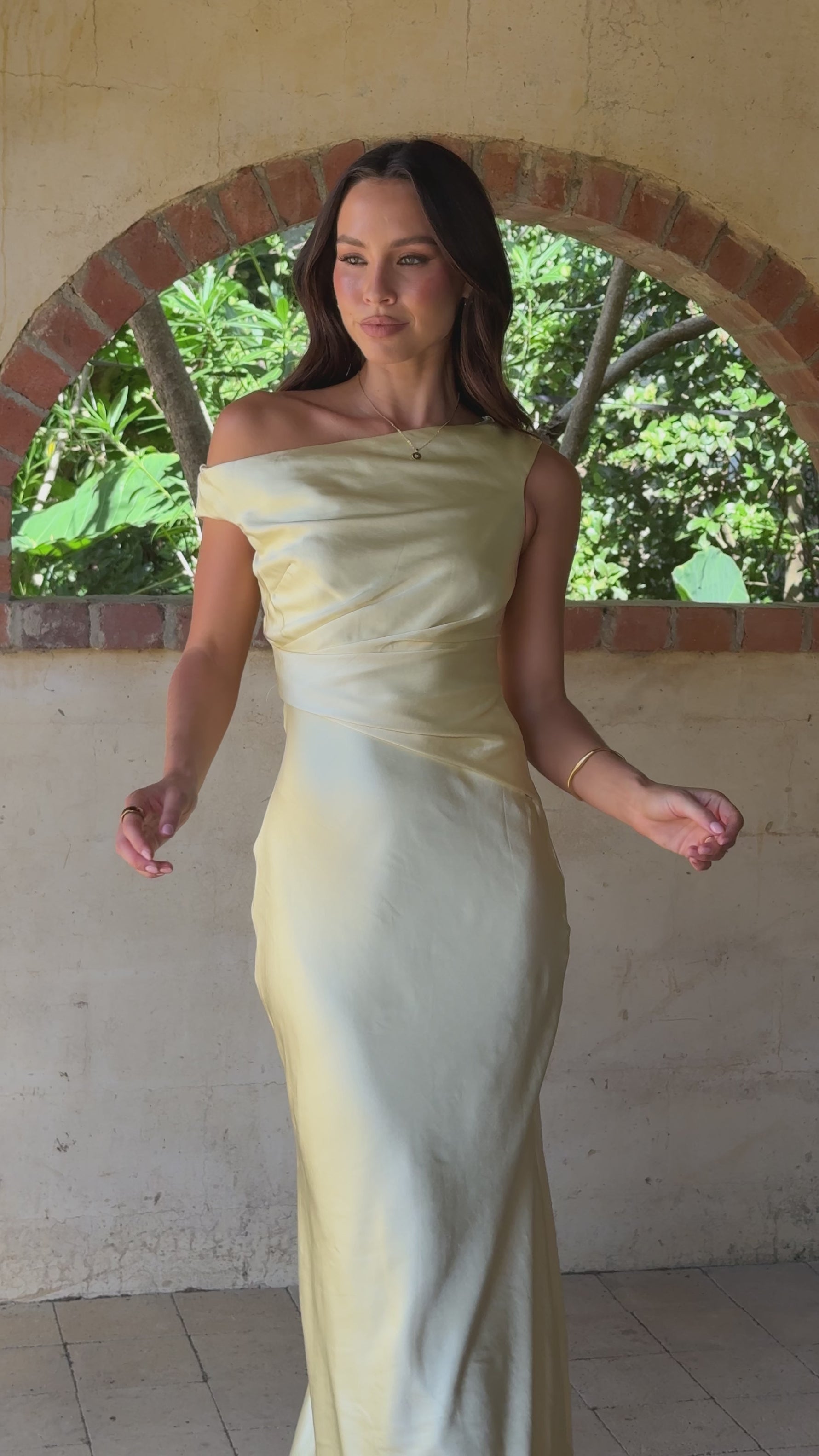 7200089 Yellow Off-Shoulder Maxi Dress main image 1