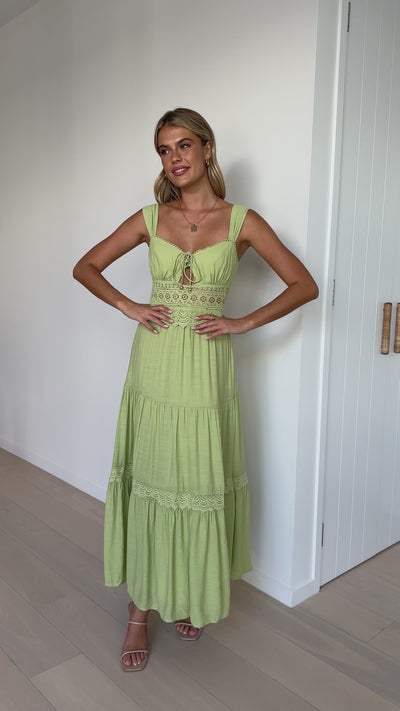 Load and play video in Gallery viewer, Indie Maxi Dress - Green
