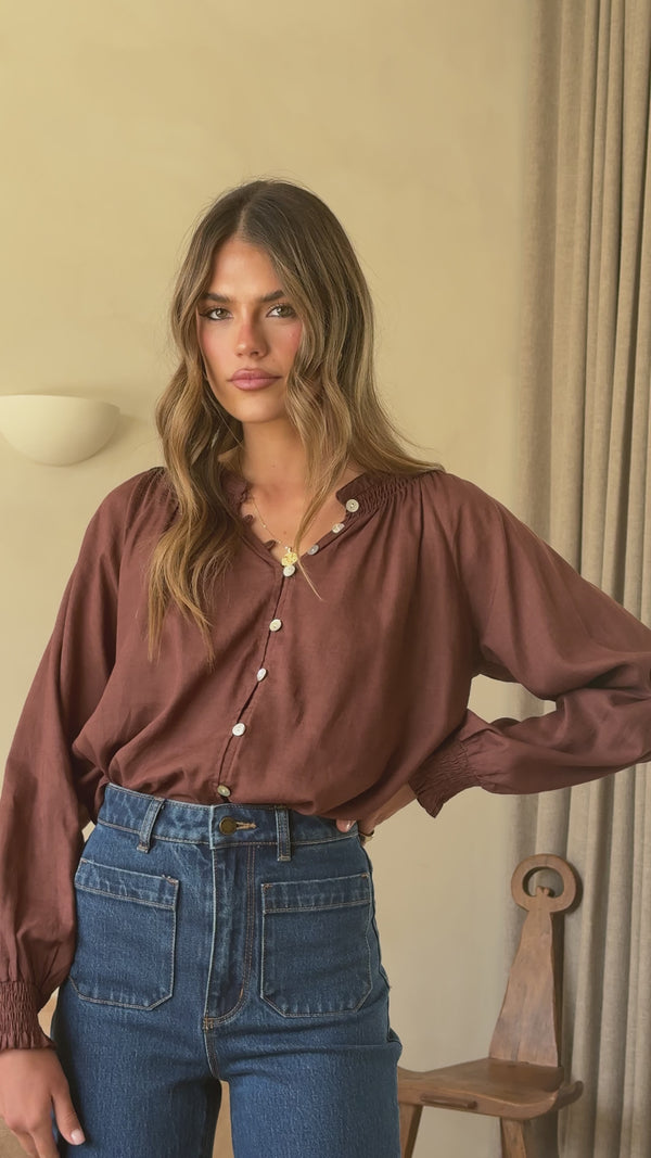 Solana Top - Brown - Billy J