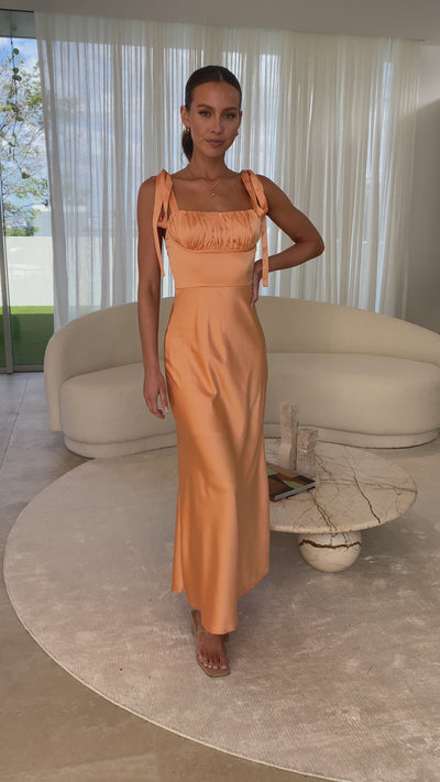 Load and play video in Gallery viewer, Alba Maxi Dress - Melon
