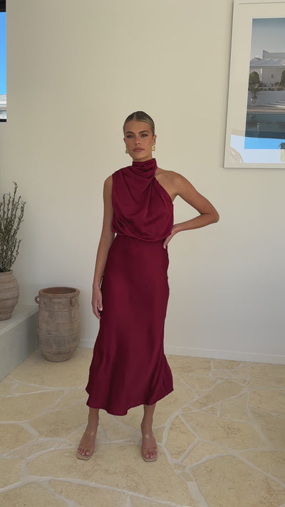 Load and play video in Gallery viewer, Esther Maxi Dress - Wine
