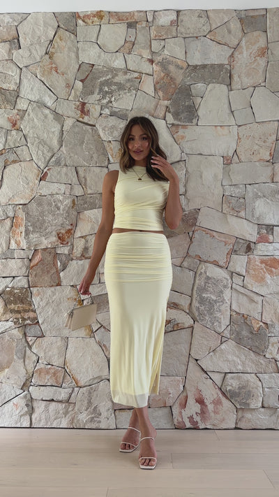 Load and play video in Gallery viewer, Cora Maxi Skirt - Yellow
