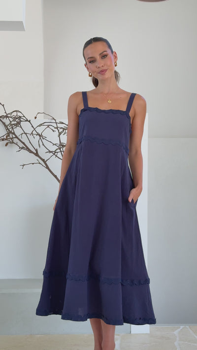 Load and play video in Gallery viewer, Raelynn Maxi Dress - Navy
