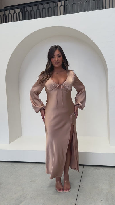 Load and play video in Gallery viewer, Brigitte Maxi Dress - Latte
