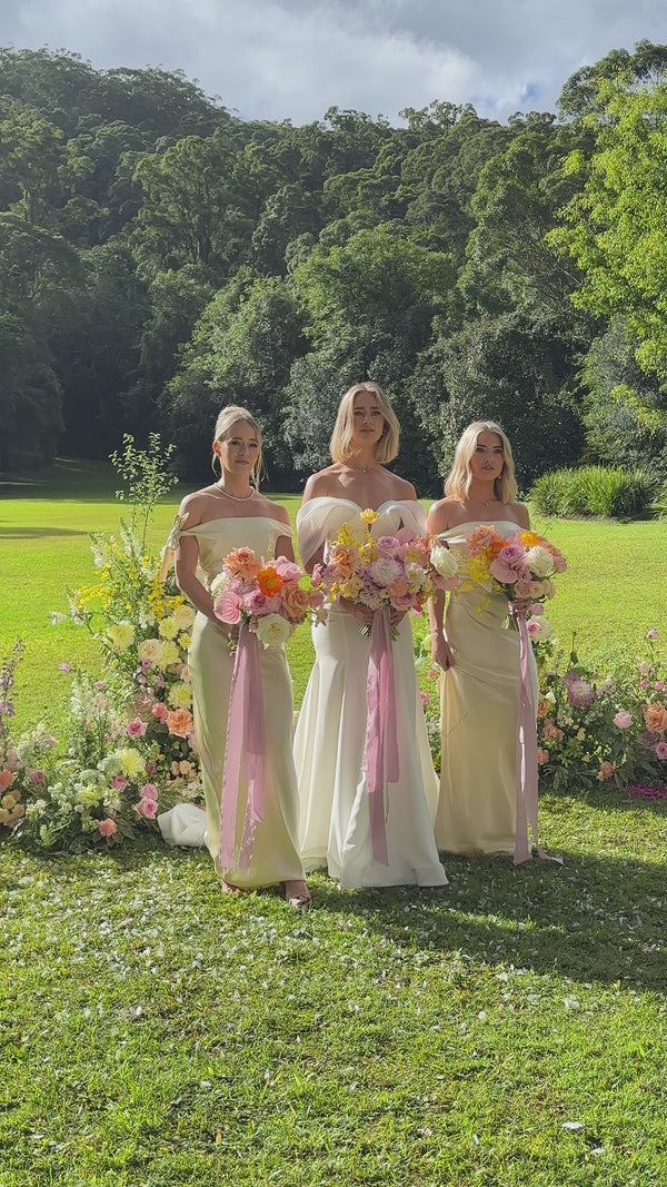 Biodegradable Confetti Cannon – Pink & White Hearts - Billy J