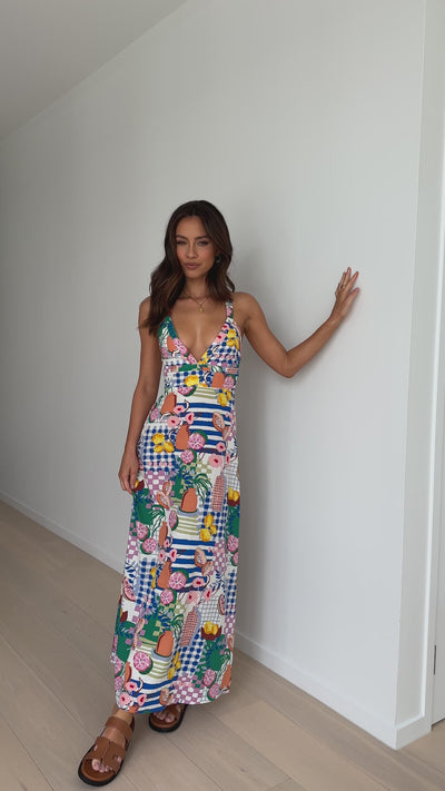 Load and play video in Gallery viewer, Al Fresco Midi Dress - Picnic Print
