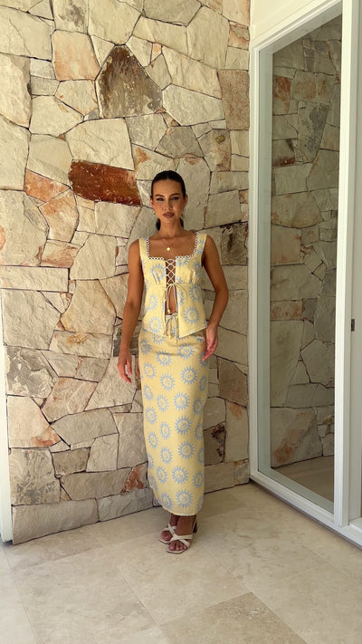 Load and play video in Gallery viewer, Vaiana Skirt - Lemon
