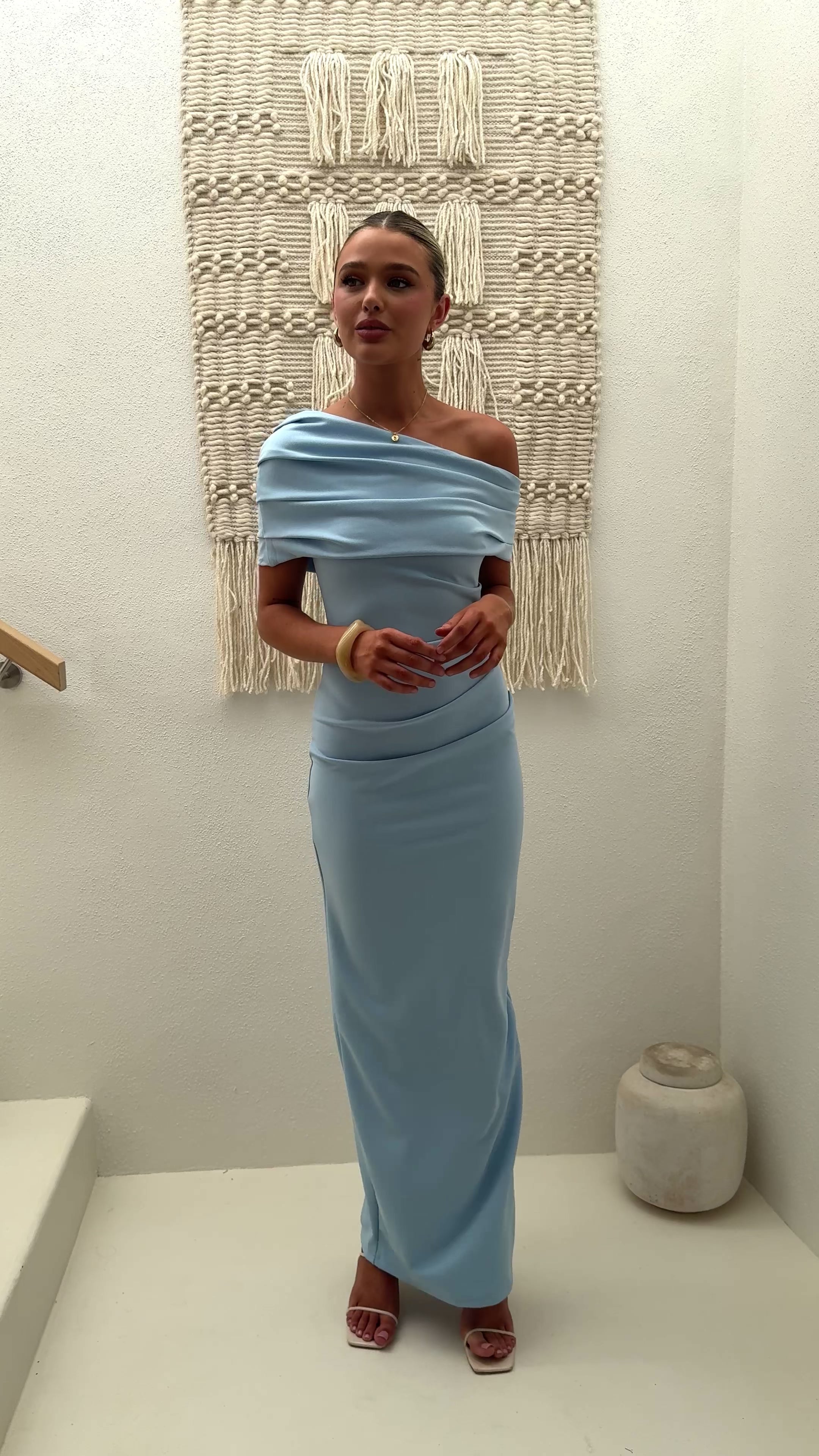 Load video: Telaia Maxi Dress - Blue - Billy J