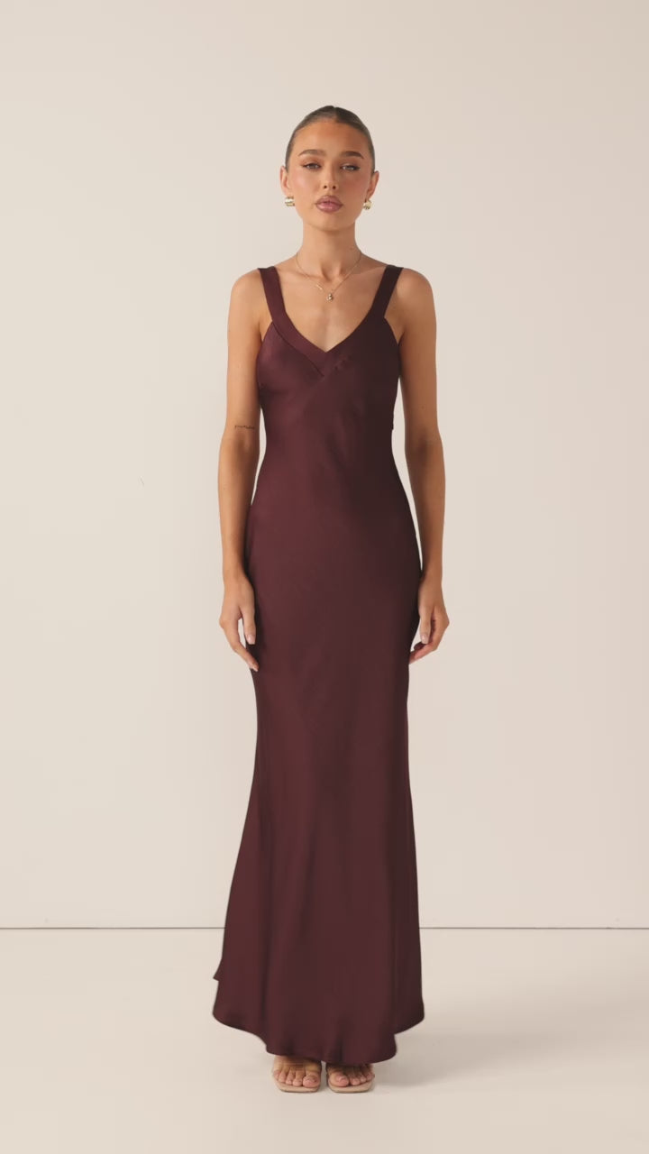 Load video: Andie Maxi Dress - Chocolate - Billy J