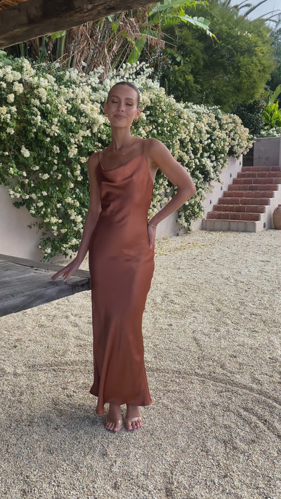 Load and play video in Gallery viewer, Willow Maxi Dress - Copper
