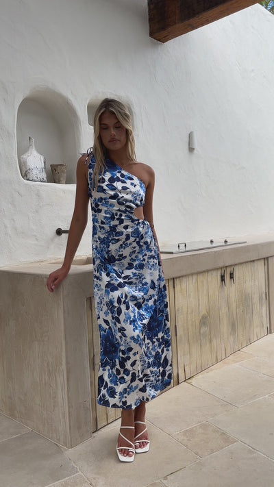 Load and play video in Gallery viewer, Sara Maxi Dress - Blue Floral
