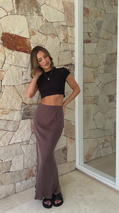 Load and play video in Gallery viewer, Ines Cupro Skirt - Chico
