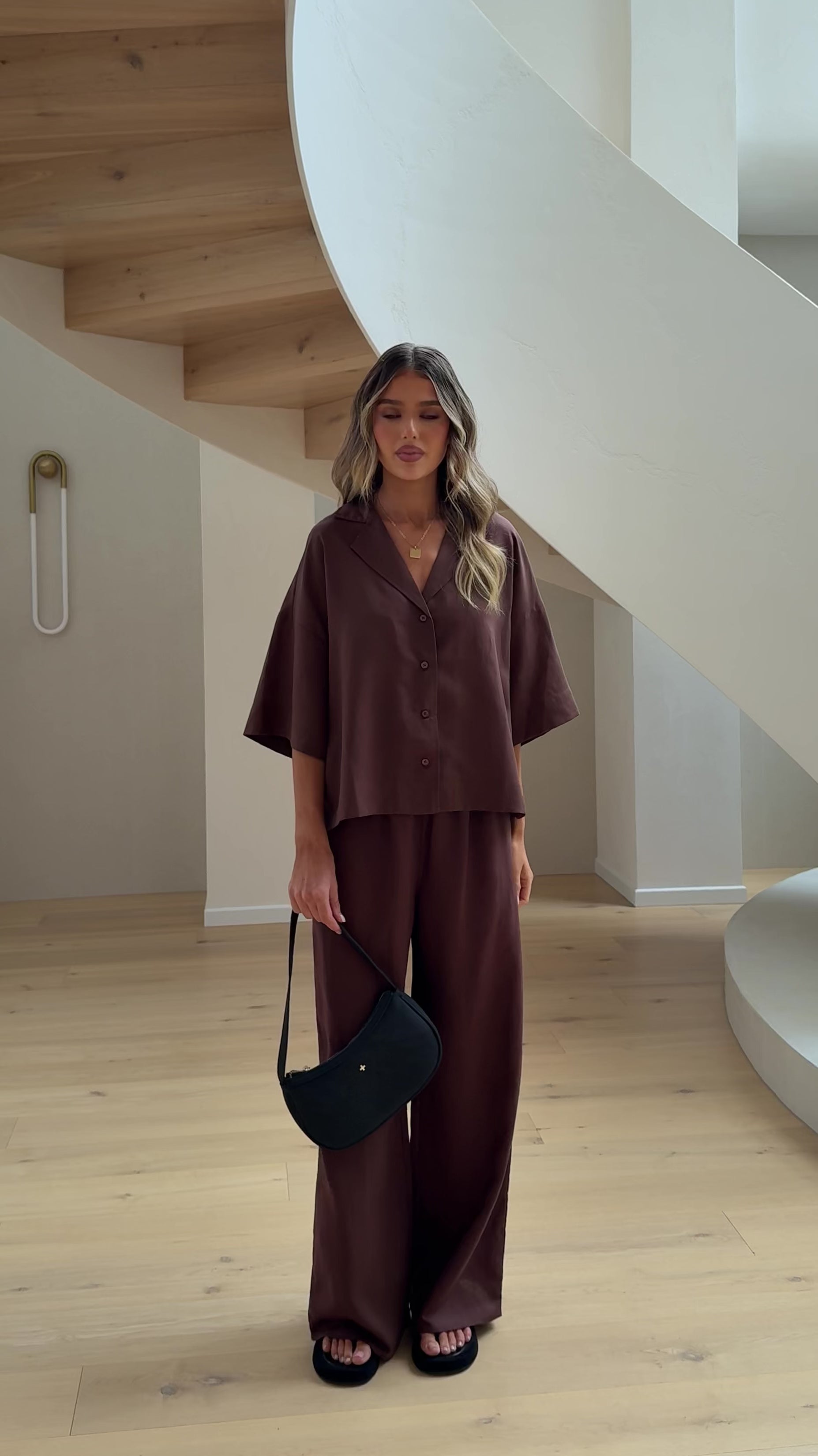 Load video: Luna Pants - Chocolate - Billy J
