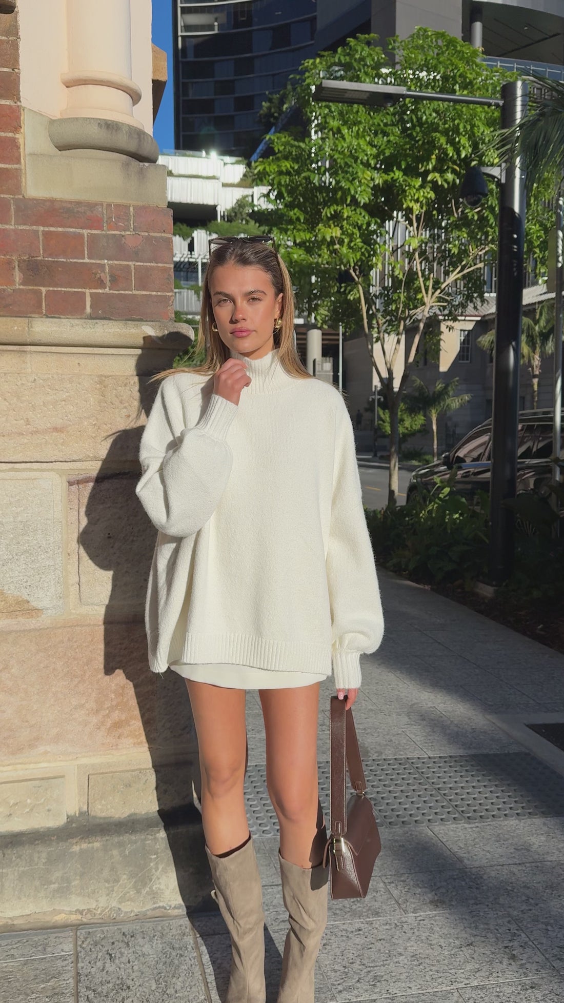 Harita Knitted Sweater - White - Billy J