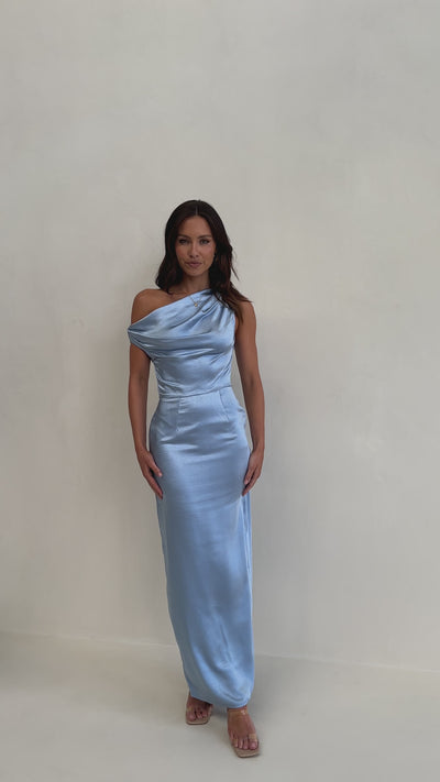 Load and play video in Gallery viewer, Harlowe Maxi Dress - Blue
