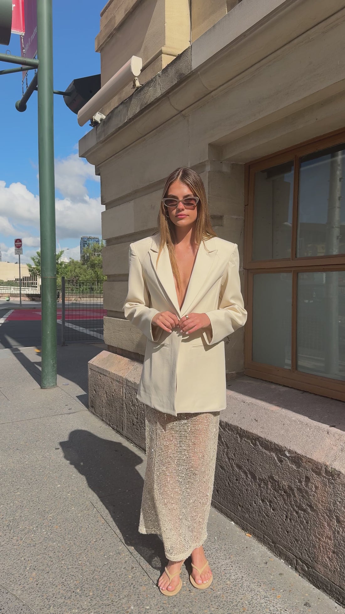 Isa Oversized Blazer - Beige - Billy J