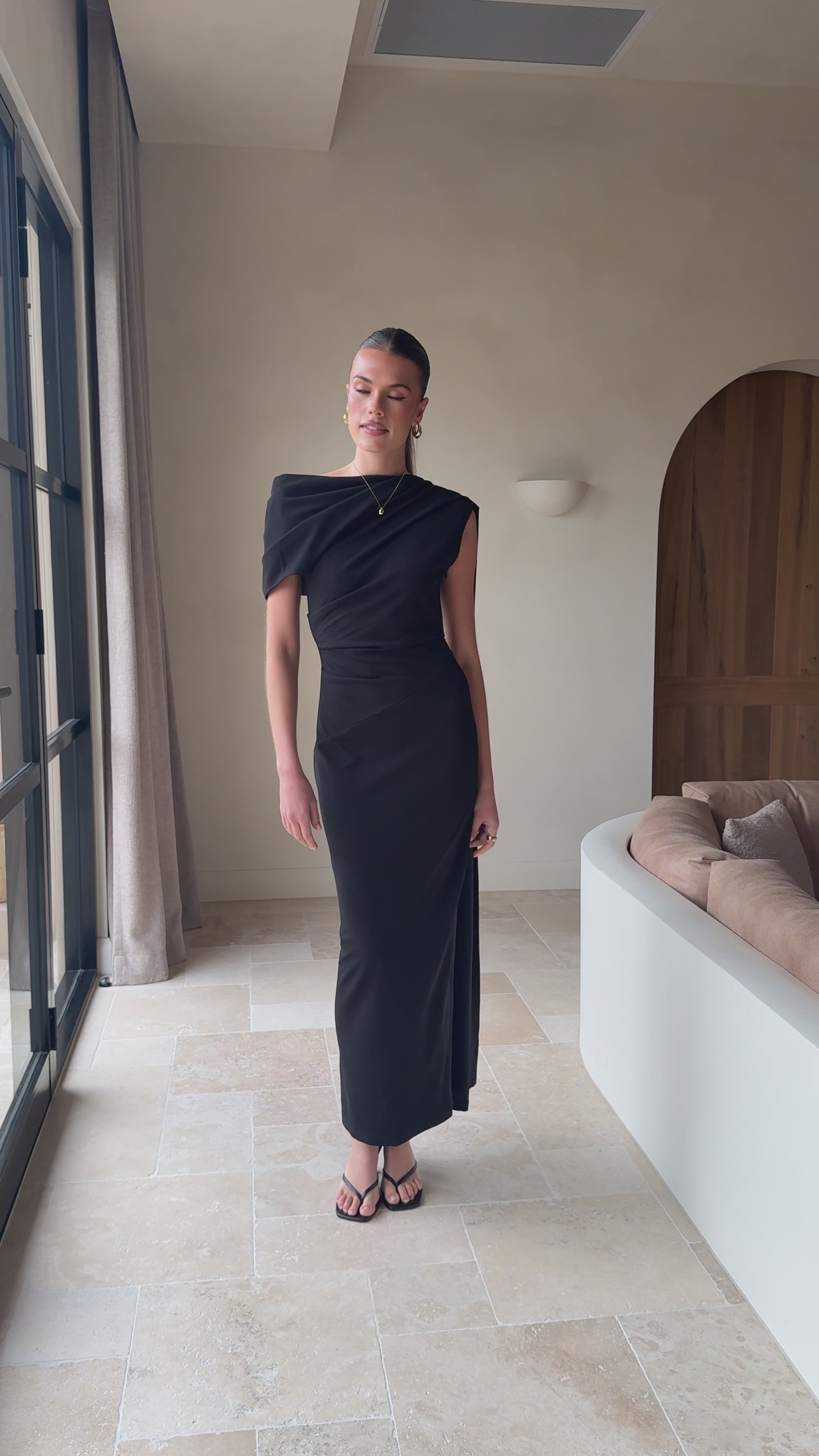 Delilah Maxi Dress - Black - Billy J