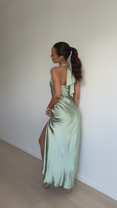 Load and play video in Gallery viewer, Sian Maxi Dress - Sage

