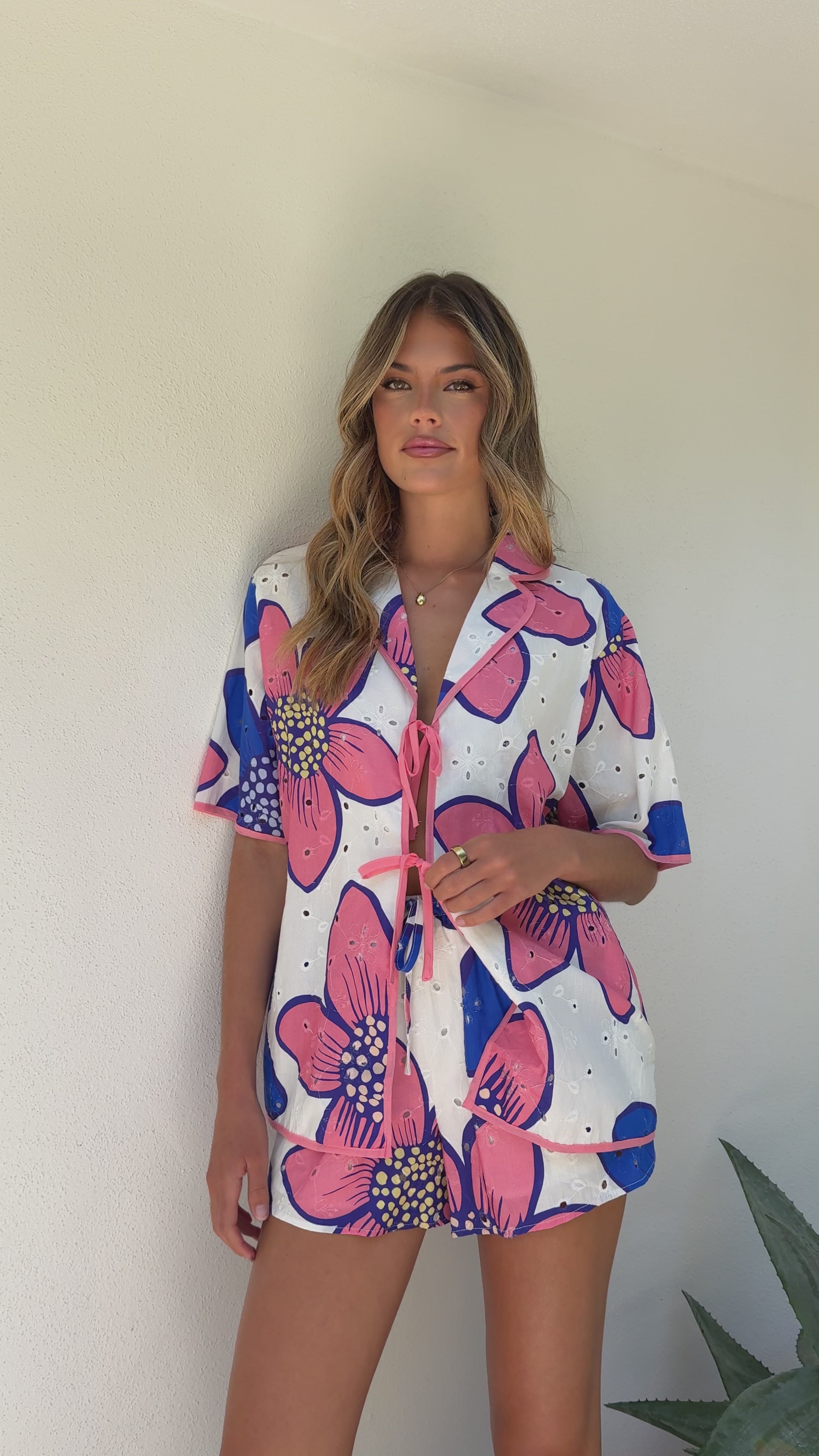 Load video: Eloise Eyelet Shorts - Botanic Blue/Pink Print