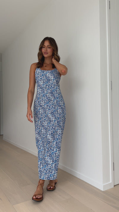 Load and play video in Gallery viewer, Calista Maxi Dress - Ocean Print
