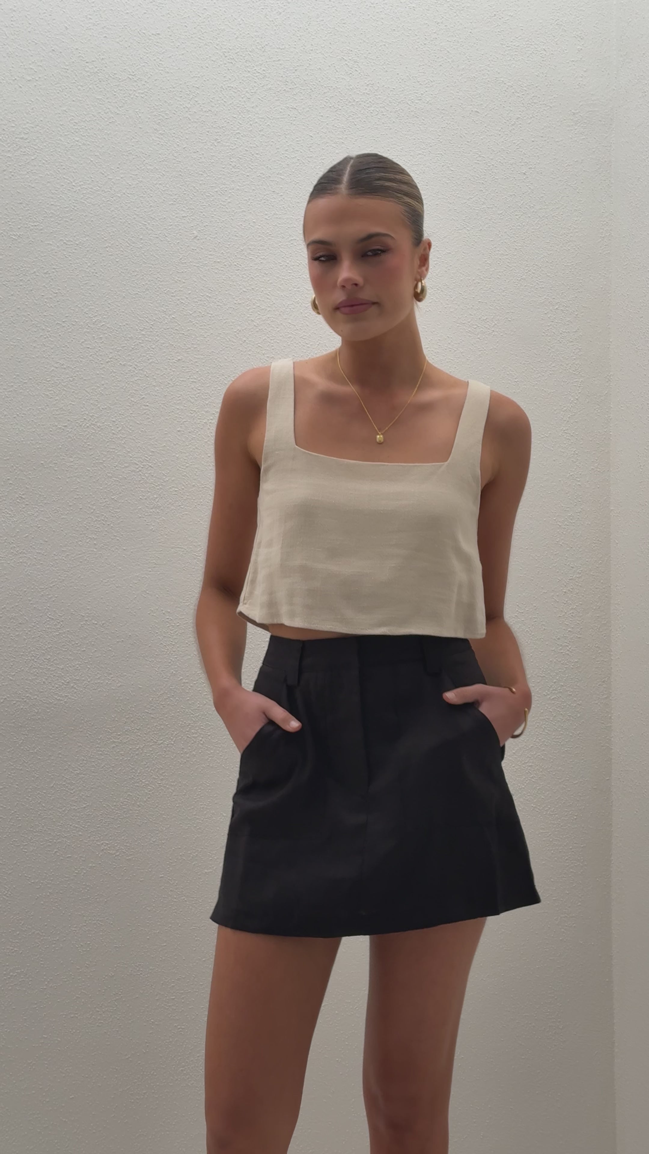 Load video: Paros Top - Natural - Billy J