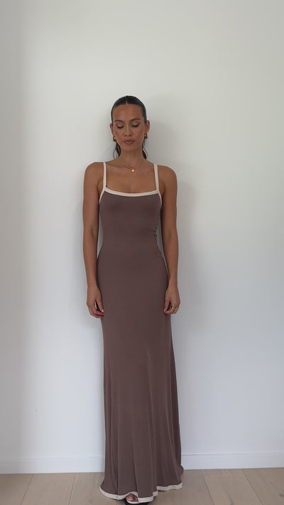 Load and play video in Gallery viewer, Galinda Maxi Dress - Brown / Cream
