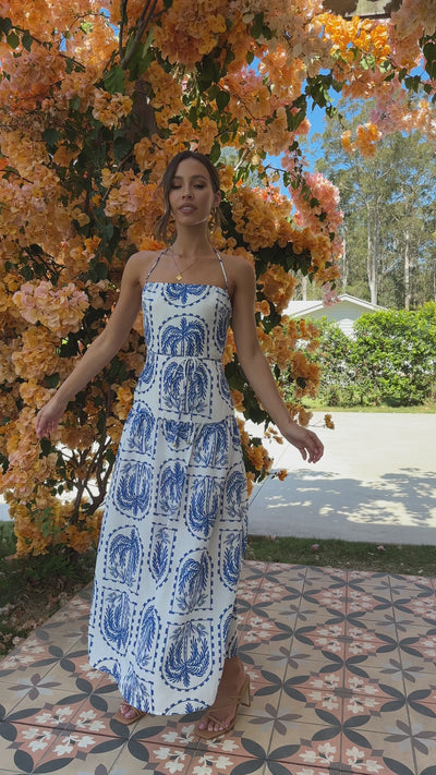 Load and play video in Gallery viewer, Sandy Maxi Dress - Blue Print
